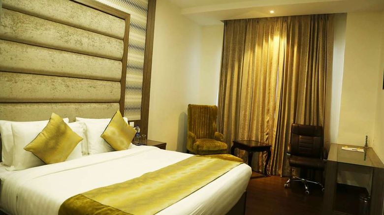<b>Clarion Inn Amps Room</b>. Images powered by <a href="https://iceportal.shijigroup.com/" title="IcePortal" target="_blank">IcePortal</a>.