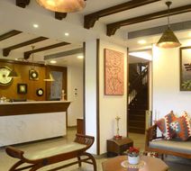 Comfort Inn Emerald Lobby