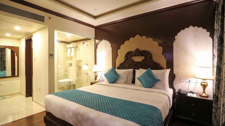 Comfort Inn Sapphire Room