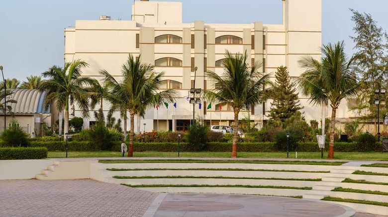 <b>Quality Inn Palms Exterior</b>. Images powered by <a href="https://iceportal.shijigroup.com/" title="IcePortal" target="_blank">IcePortal</a>.