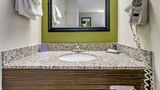 <b>Sleep Inn Room</b>. Images powered by <a href="https://iceportal.shijigroup.com/" title="IcePortal" target="_blank">IcePortal</a>.