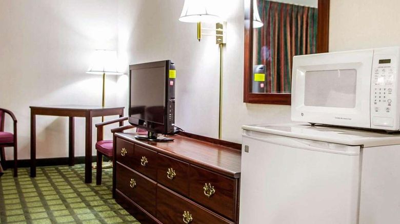 <b>Quality Inn Arcola Room</b>. Images powered by <a href="https://iceportal.shijigroup.com/" title="IcePortal" target="_blank">IcePortal</a>.