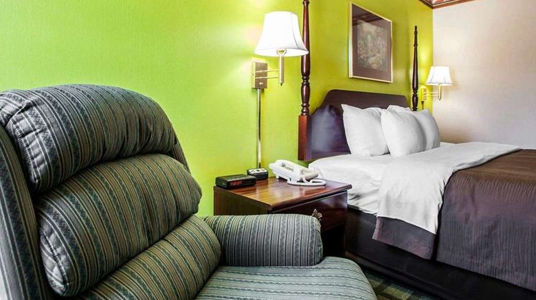 <b>Quality Inn Arcola Suite</b>. Images powered by <a href="https://iceportal.shijigroup.com/" title="IcePortal" target="_blank">IcePortal</a>.