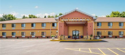 Quality Inn Exterior