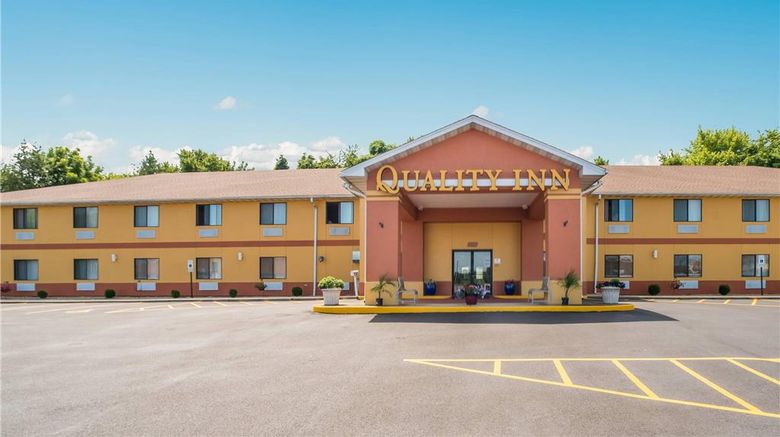 <b>Quality Inn Exterior</b>. Images powered by <a href="https://iceportal.shijigroup.com/" title="IcePortal" target="_blank">IcePortal</a>.