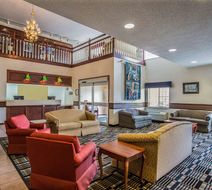Quality Inn & Suites Lobby