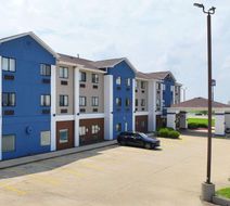 Quality Inn & Suites Exterior