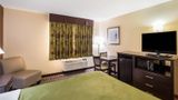 <b>Quality Inn & Suites Room</b>. Images powered by <a href="https://iceportal.shijigroup.com/" title="IcePortal" target="_blank">IcePortal</a>.