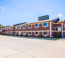 Quality Inn & Suites Champaign Exterior