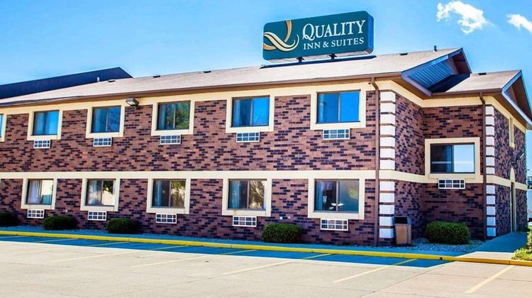 Quality Inn & Suites Champaign Exterior