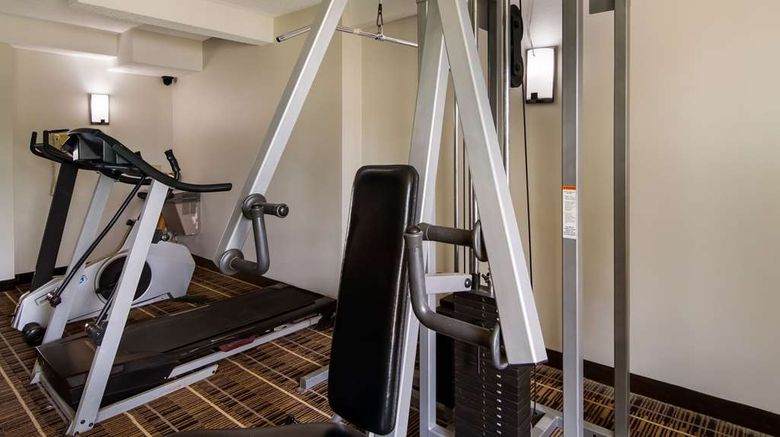 <b>Quality Inn Health</b>. Images powered by <a href="https://iceportal.shijigroup.com/" title="IcePortal" target="_blank">IcePortal</a>.