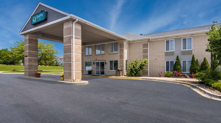 Quality Inn Exterior