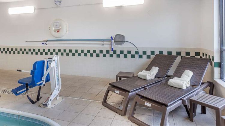Comfort Inn Pool
