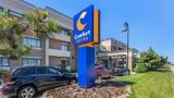 <b>Comfort Suites Exterior</b>. Images powered by <a href="https://iceportal.shijigroup.com/" title="IcePortal" target="_blank">IcePortal</a>.