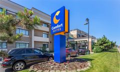 Comfort Suites