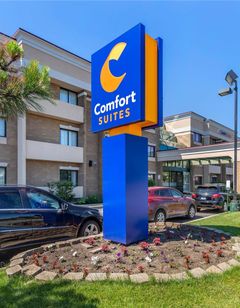 Comfort Suites