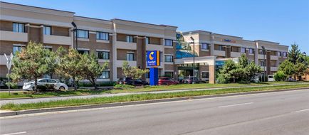 Comfort Suites Exterior