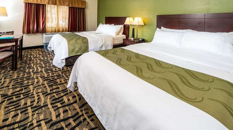 Quality Inn and Suites Danville East Room