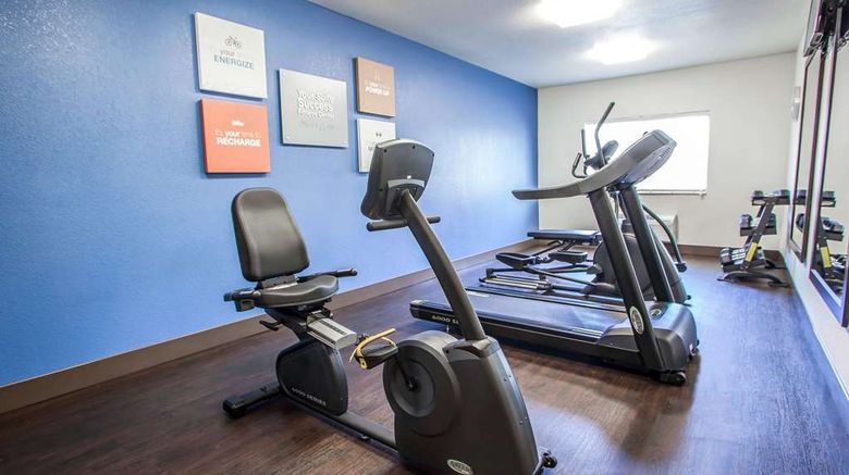 <b>Comfort Suites Peoria Health</b>. Images powered by <a href="https://iceportal.shijigroup.com/" title="IcePortal" target="_blank">IcePortal</a>.