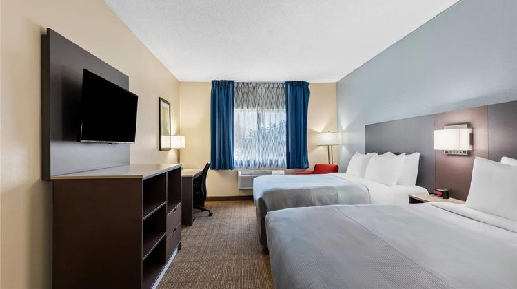Quality Inn and Suites Suite