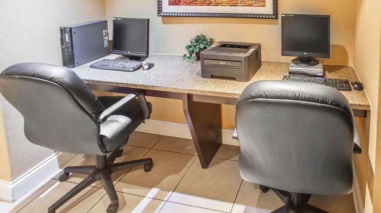 Quality Inn & Suites St Charles Other