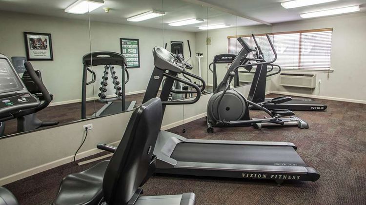 Quality Inn & Suites St Charles Health