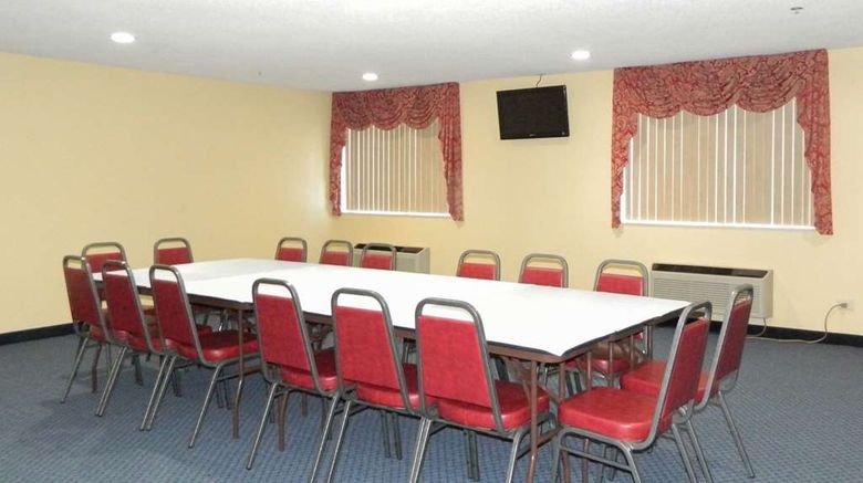 <b>Quality Inn Ottawa Meeting</b>. Images powered by <a href="https://iceportal.shijigroup.com/" title="IcePortal" target="_blank">IcePortal</a>.