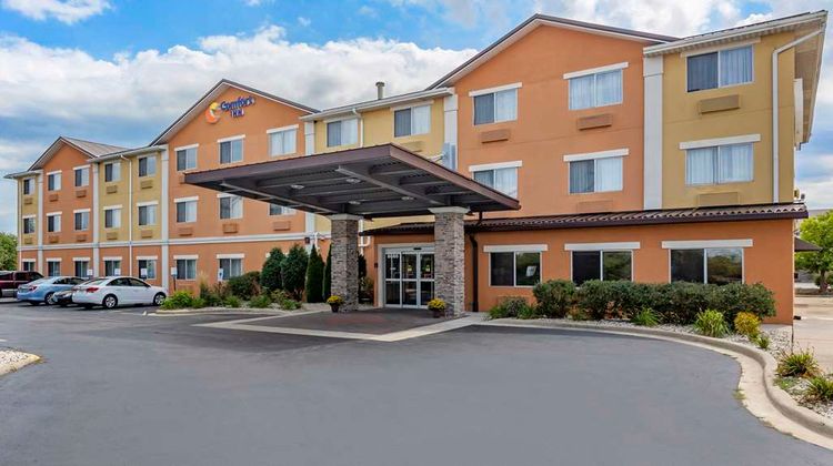 Comfort Inn Exterior