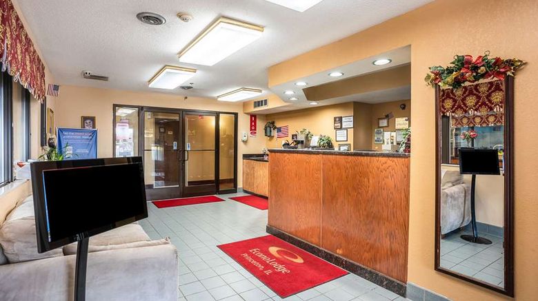 <b>Econo Lodge Lobby</b>. Images powered by <a href="https://iceportal.shijigroup.com/" title="IcePortal" target="_blank">IcePortal</a>.