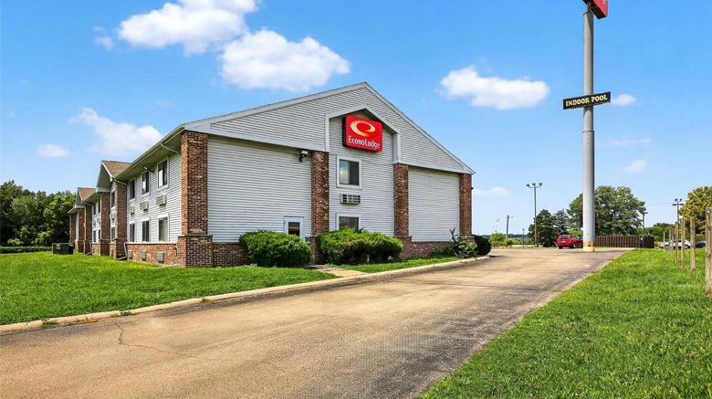 <b>Econo Lodge Exterior</b>. Images powered by <a href="https://iceportal.shijigroup.com/" title="IcePortal" target="_blank">IcePortal</a>.