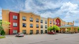 <b>Comfort Suites Exterior</b>. Images powered by <a href="https://iceportal.shijigroup.com/" title="IcePortal" target="_blank">IcePortal</a>.