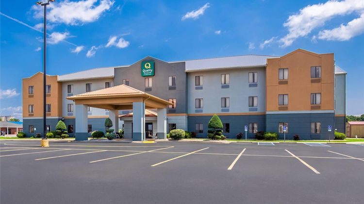 Quality Inn Exterior