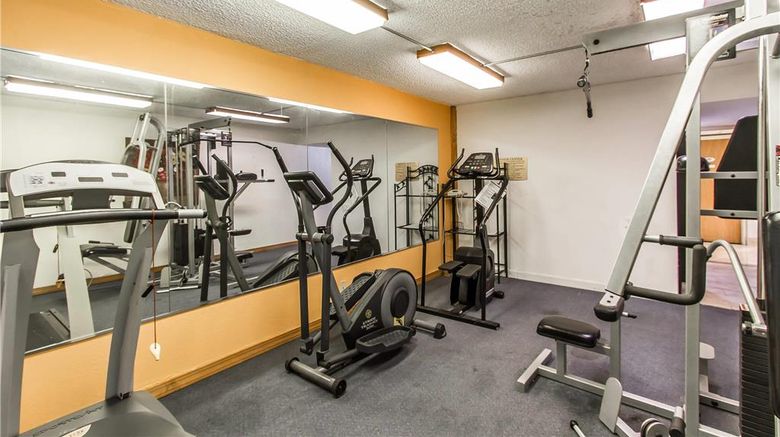 <b>Rodeway Inn Bloomington Health</b>. Images powered by <a href="https://iceportal.shijigroup.com/" title="IcePortal" target="_blank">IcePortal</a>.