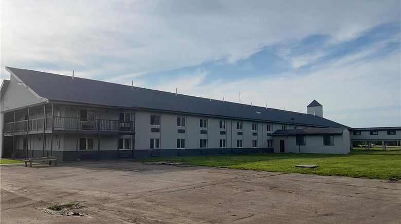 <b>Rodeway Inn Bloomington Exterior</b>. Images powered by <a href="https://iceportal.shijigroup.com/" title="IcePortal" target="_blank">IcePortal</a>.