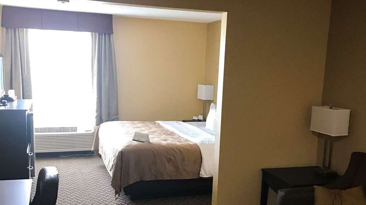 Quality Inn & Suites Room