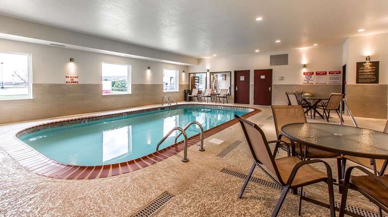 <b>Comfort Suites Mattoon East Pool</b>. Images powered by <a href="https://iceportal.shijigroup.com/" title="IcePortal" target="_blank">IcePortal</a>.