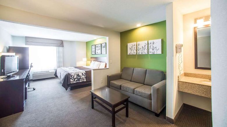 <b>Sleep Inn Suite</b>. Images powered by <a href="https://iceportal.shijigroup.com/" title="IcePortal" target="_blank">IcePortal</a>.