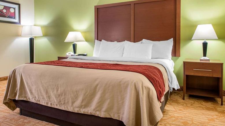 <b>Quality Inn South Jacksonville Suite</b>. Images powered by <a href="https://iceportal.shijigroup.com/" title="IcePortal" target="_blank">IcePortal</a>.