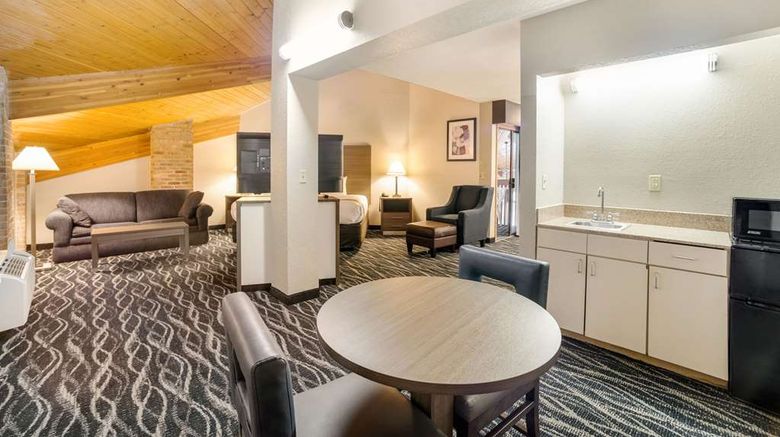 <b>Quality Inn Effingham Suite</b>. Images powered by <a href="https://iceportal.shijigroup.com/" title="IcePortal" target="_blank">IcePortal</a>.
