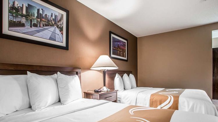 Quality Inn Chicago-Elgin Room