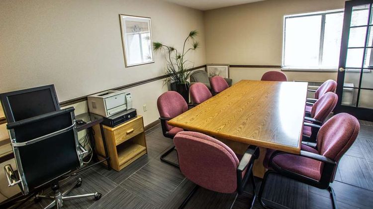 Quality Inn Chicago-Elgin Meeting