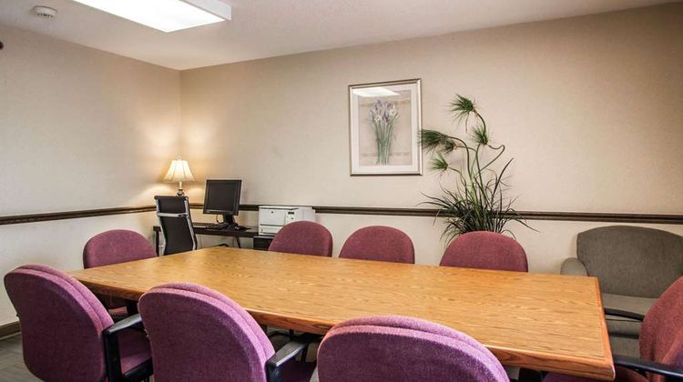 Quality Inn Chicago-Elgin Meeting