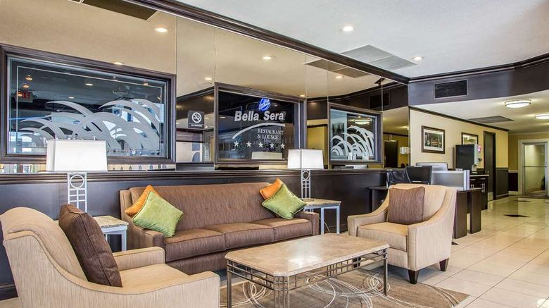 <b>Quality Inn O'Hare Airport Lobby</b>. Images powered by <a href="https://iceportal.shijigroup.com/" title="IcePortal" target="_blank">IcePortal</a>.