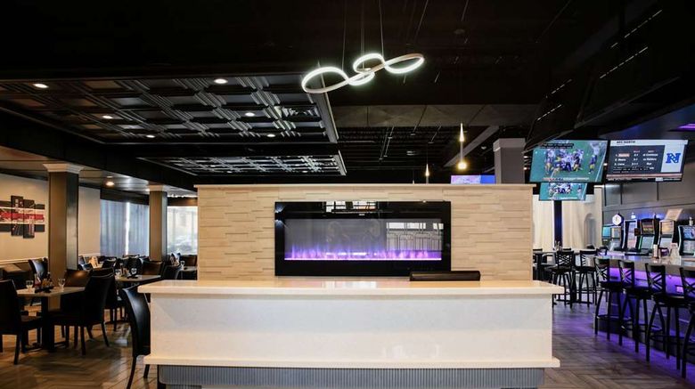 <b>Quality Inn O'Hare Airport Restaurant</b>. Images powered by <a href="https://iceportal.shijigroup.com/" title="IcePortal" target="_blank">IcePortal</a>.