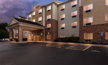 Comfort Suites