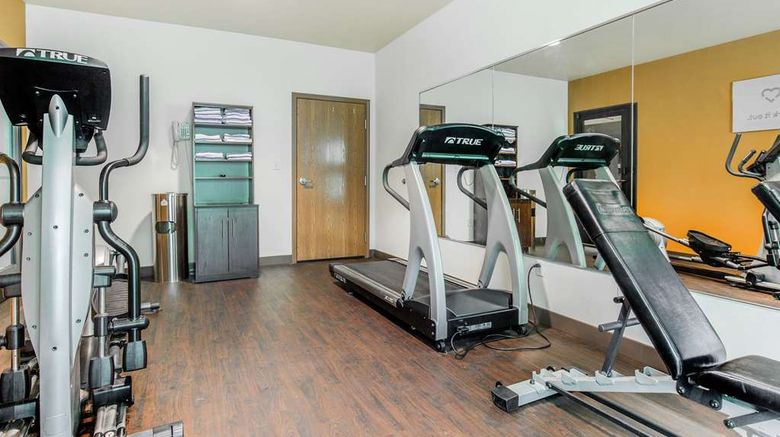 <b>Comfort Suites, Fairview Heights Health</b>. Images powered by <a href="https://iceportal.shijigroup.com/" title="IcePortal" target="_blank">IcePortal</a>.