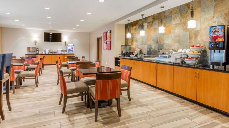 <b>Comfort Suites, Fairview Heights Restaurant</b>. Images powered by <a href="https://iceportal.shijigroup.com/" title="IcePortal" target="_blank">IcePortal</a>.