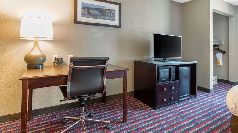<b>Comfort Suites, Fairview Heights Room</b>. Images powered by <a href="https://iceportal.shijigroup.com/" title="IcePortal" target="_blank">IcePortal</a>.