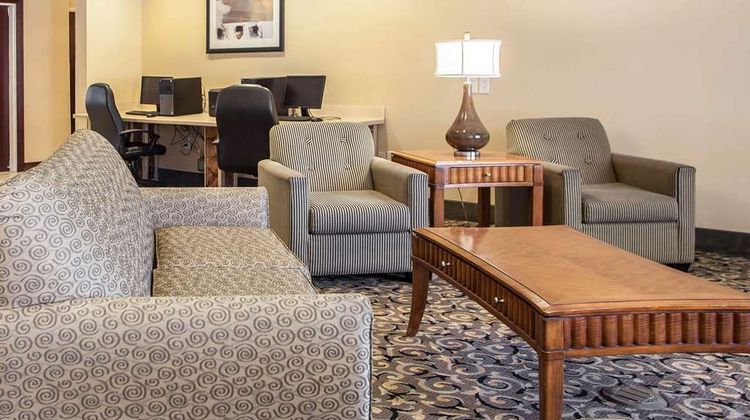 Comfort Suites Bloomington Lobby