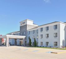 Comfort Suites Exterior